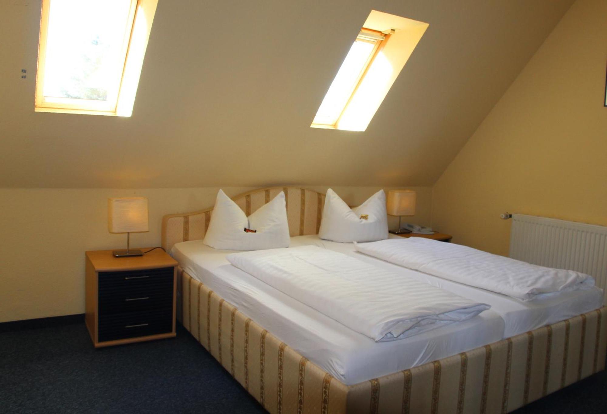 Hotel & Restaurant Seebruecke ツィングシュト 部屋 写真